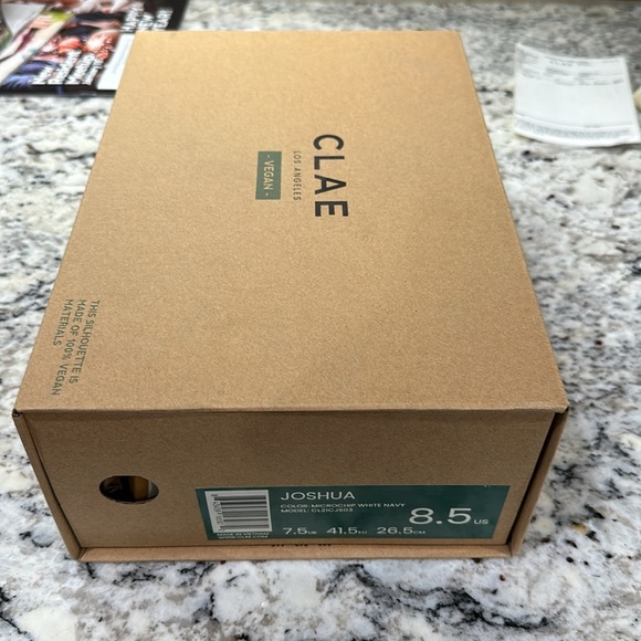 CLAE Joshua sneakers, 8.5 men’s, white and navy - Picture 6 of 7